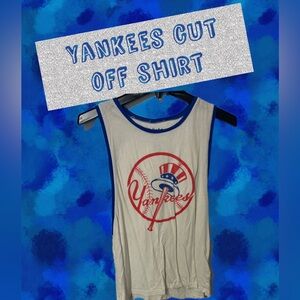 YANKEES cut off tshirt
Officially licensed NLB